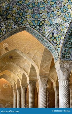 Il Mausoleo di Vakil: Un capolavoro architettonico e un tesoro storico nell'anima di Shiraz!